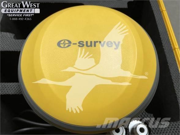  E-SURVEY E500 GPS