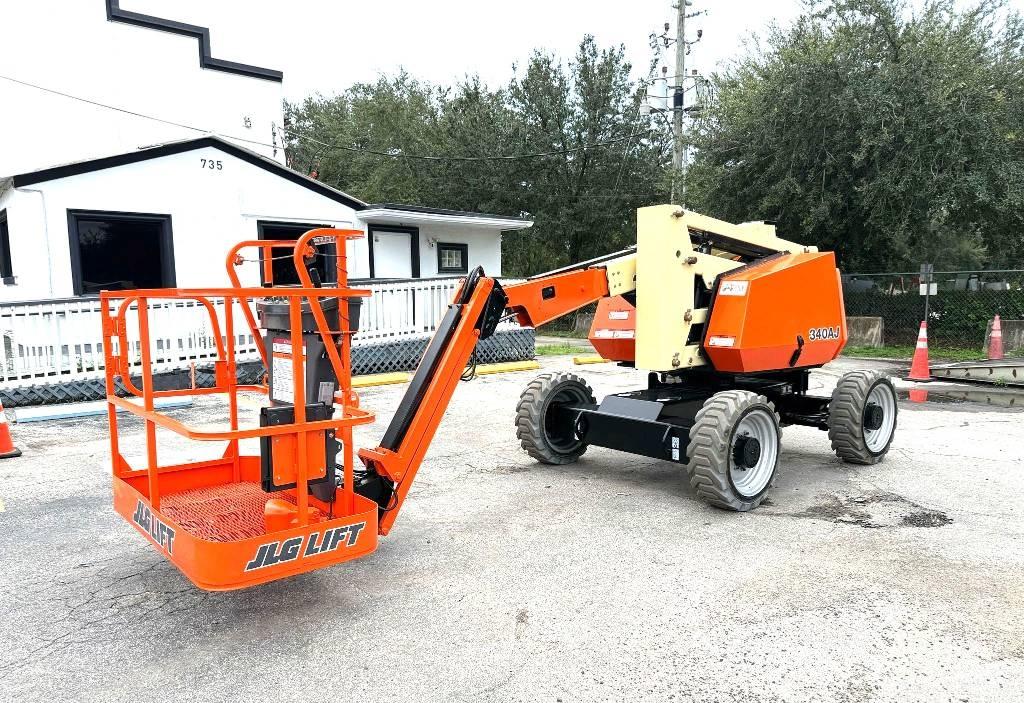 JLG 340 AJ Plataformas con brazo de elevación manual