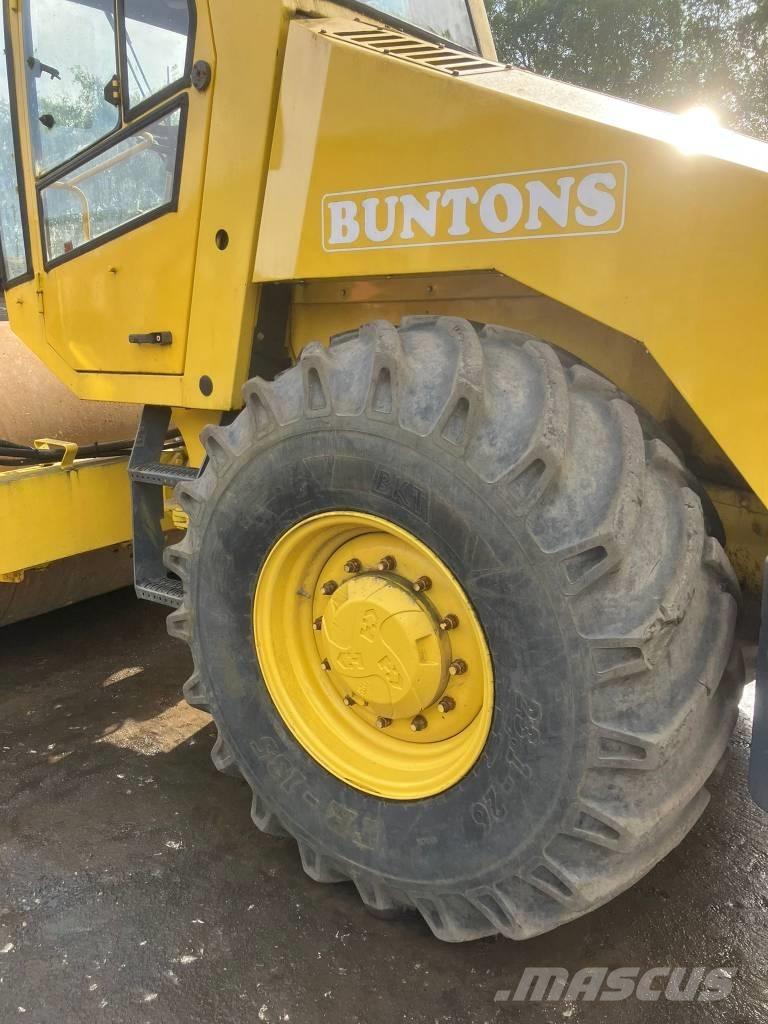 Bomag BW 213 Rodillos de un solo tambor