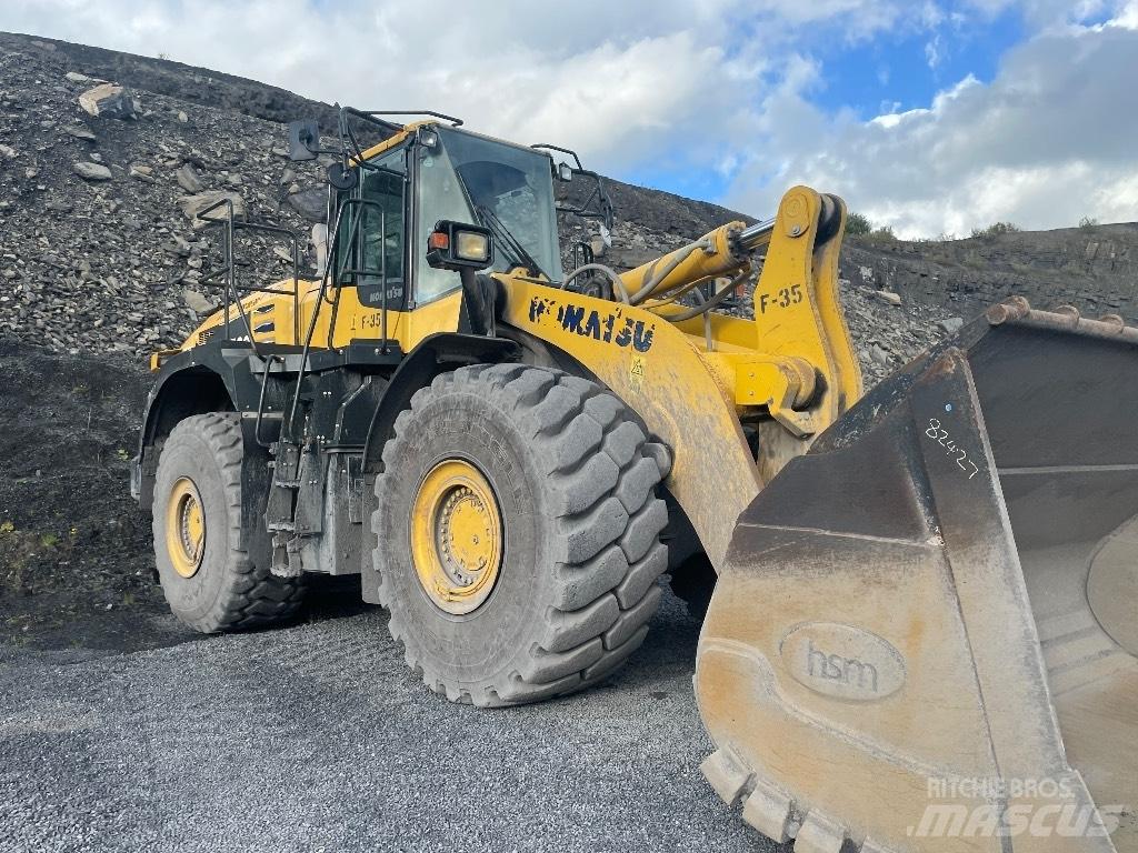 Komatsu WA500 Cargadoras sobre ruedas