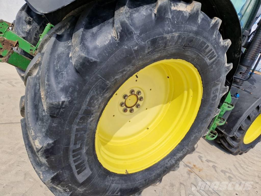 John Deere 6115 R Tractores