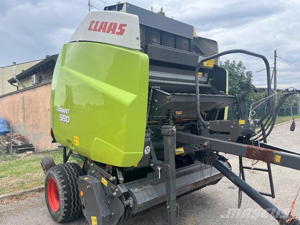 CLAAS Variant 380 Empacadoras circular