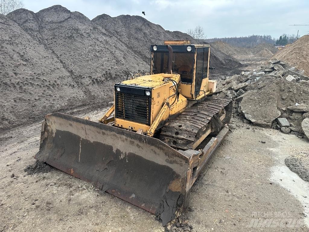 Staliniec B-10 Buldozer sobre oruga