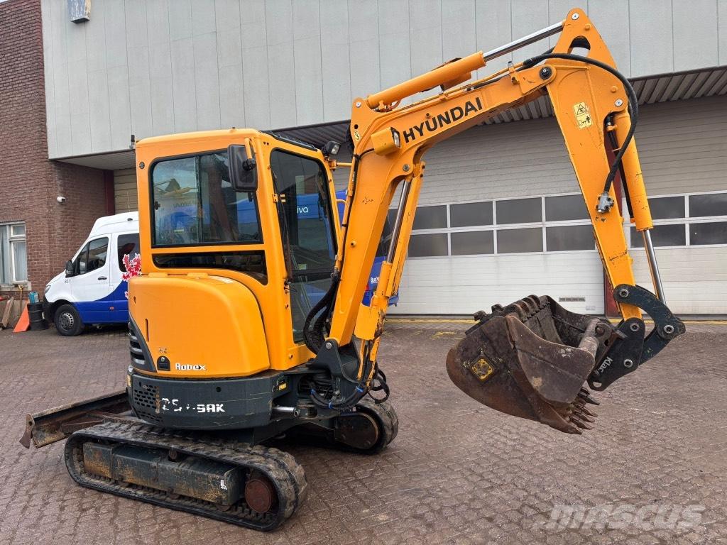 Hyundai 25 Z-9A Miniexcavadoras