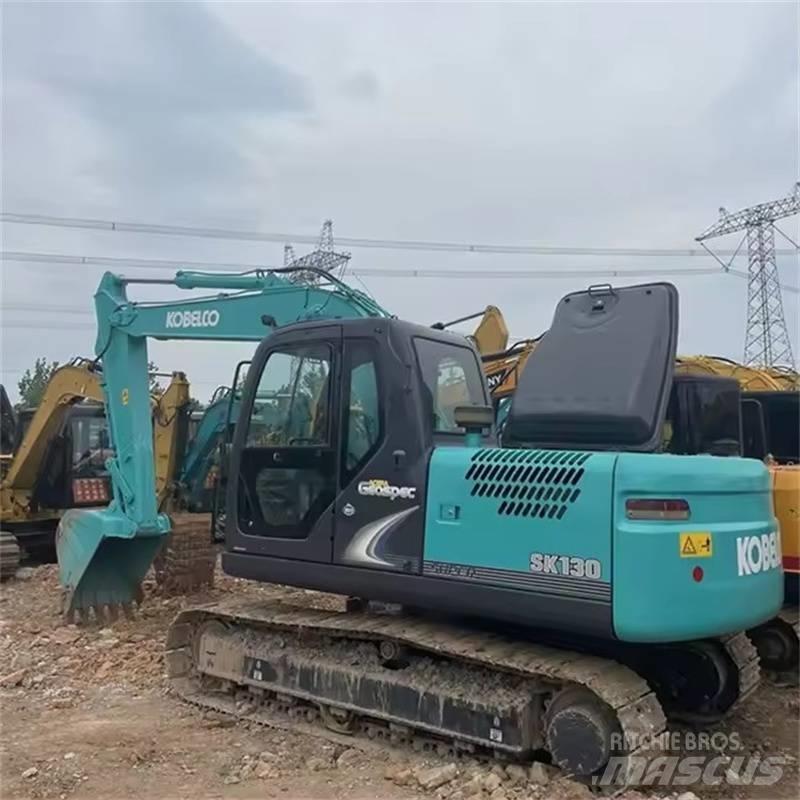 Kobelco SK130-8 Excavadoras sobre orugas