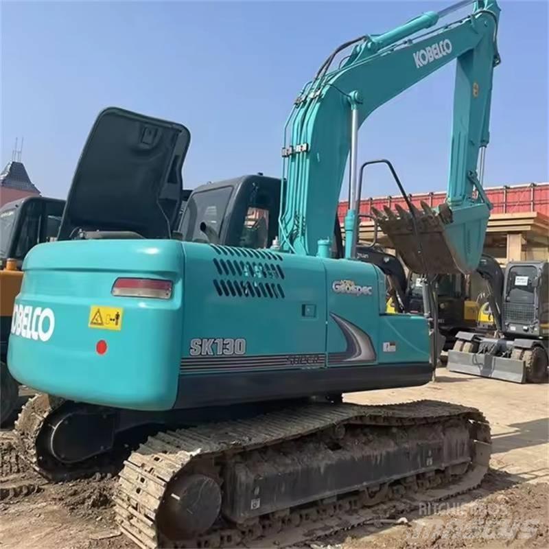 Kobelco SK130-8 Excavadoras sobre orugas