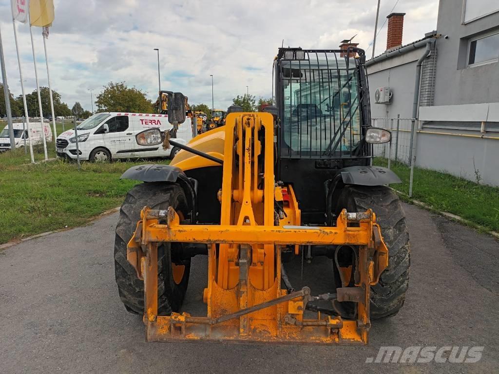 JCB 542-70 IND Cargadoras de ruedas telescópicas
