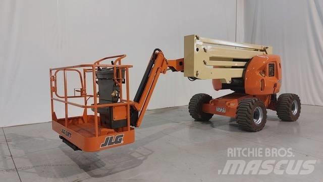 JLG 450 AJ Plataformas con brazo de elevación manual