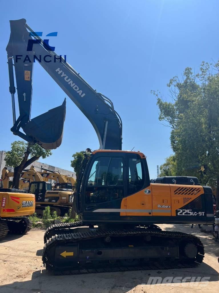 Hyundai 225LC-9t Excavadoras sobre orugas