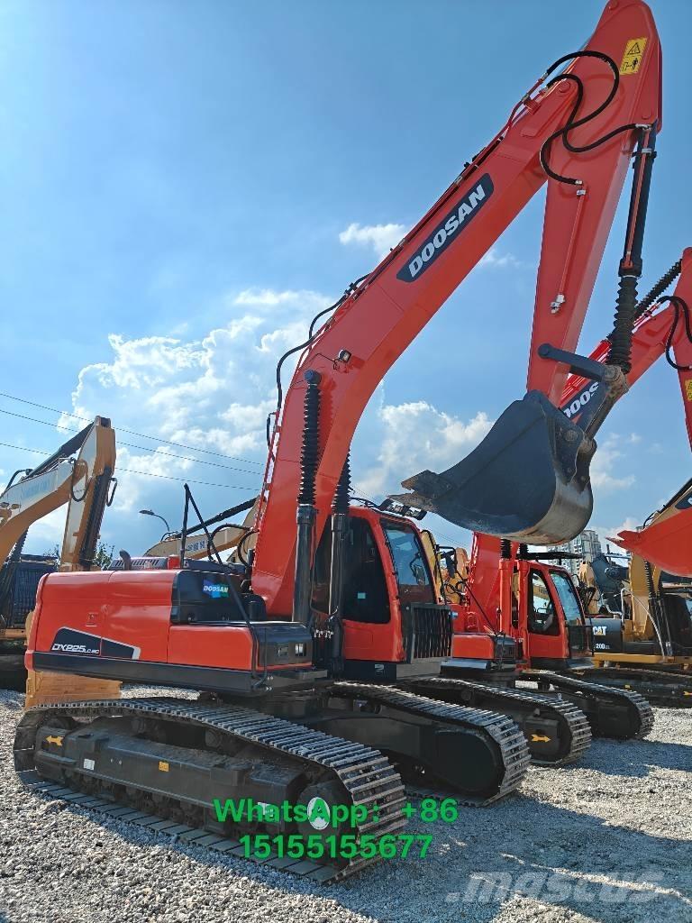 Doosan 225 LCA Excavadoras sobre orugas