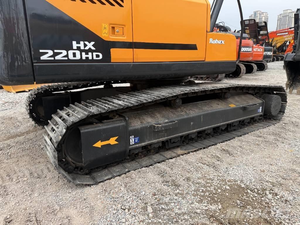 Hyundai HX 220 Excavadoras sobre orugas