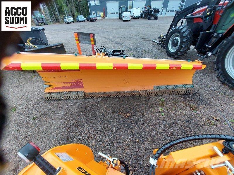 FMG ALUEAURA AA330 Hojas y cuñas quitanieves