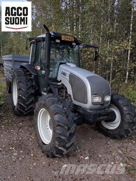 Valtra A82 Tractores