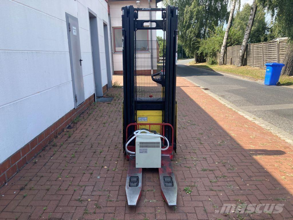 Hyster S 1.6 AC Montacargas manual