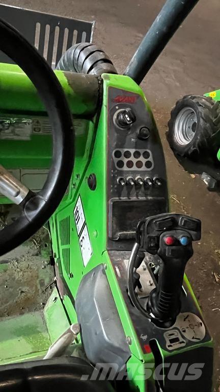 Avant 755 Cargadoras multifunción