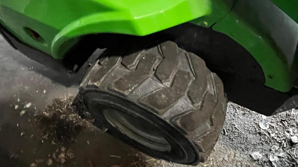 Avant 755 Cargadoras multifunción