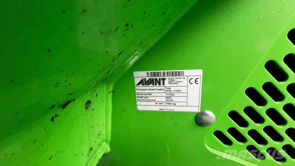 Avant 755 Cargadoras multifunción