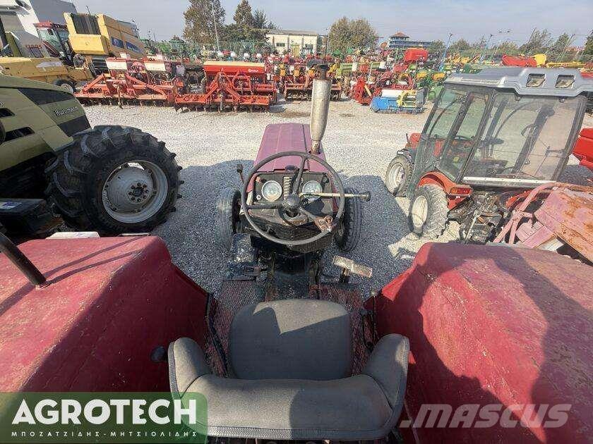 International 724 Tractores