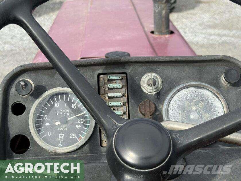 International 844s Tractores