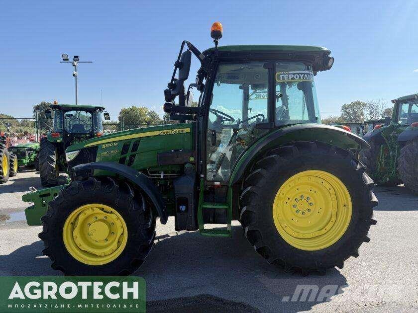 John Deere 5100M Tractores