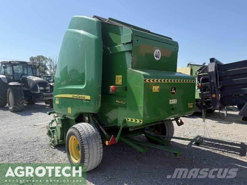 John Deere 864 Empacadoras circular