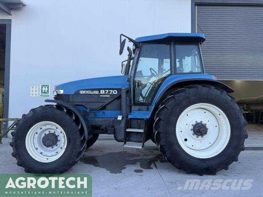 New Holland 8770 Tractores