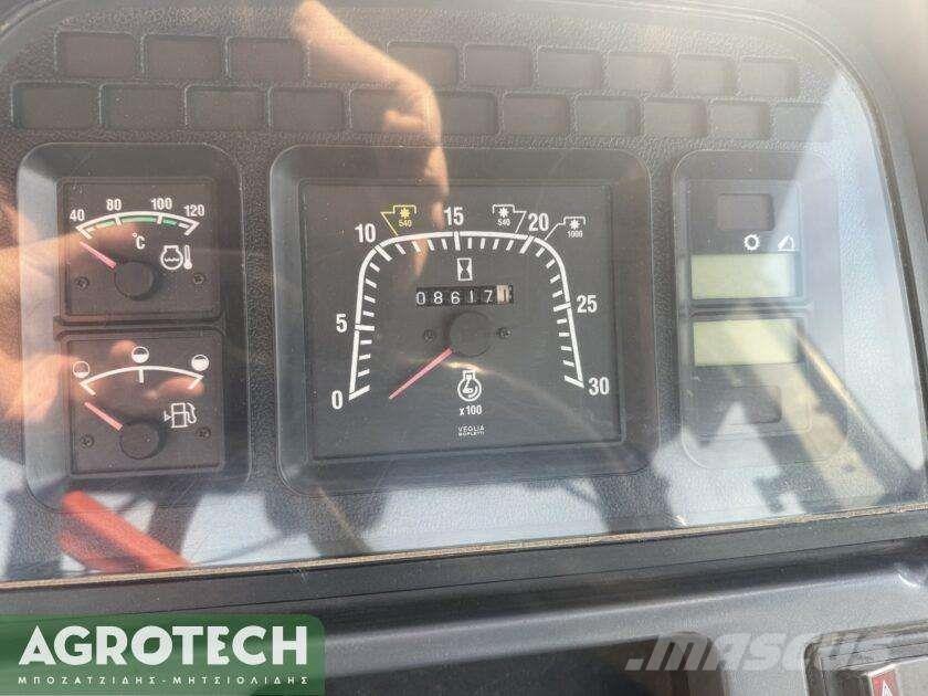 New Holland TS 100 Tractores