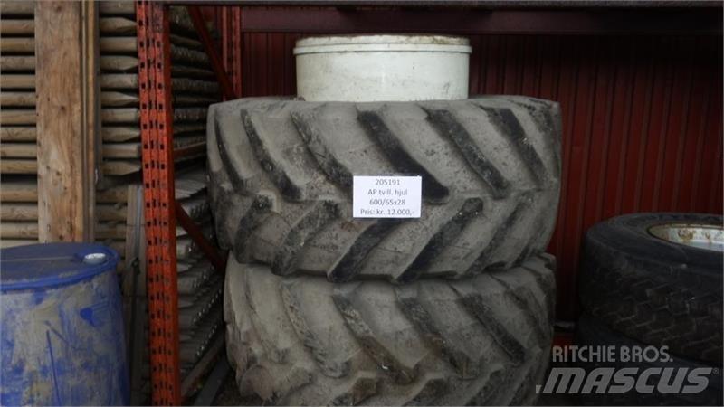 AP 600/65R28 Ruedas dobles