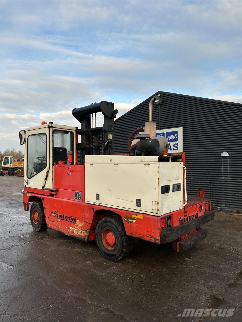 Fantuzzi SL60 Carretillas de carga lateral