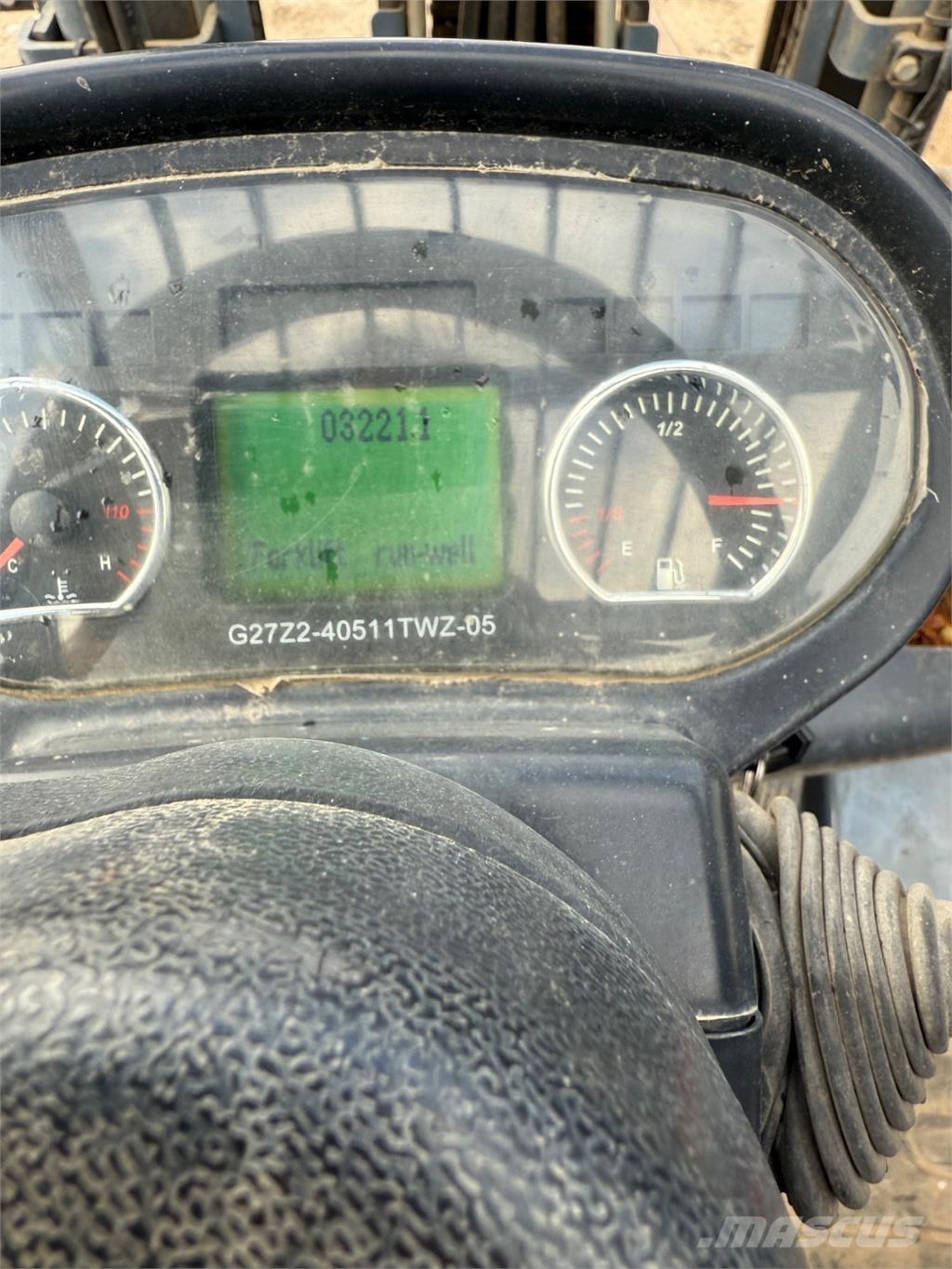 Heli CPCD30 Camiones diesel