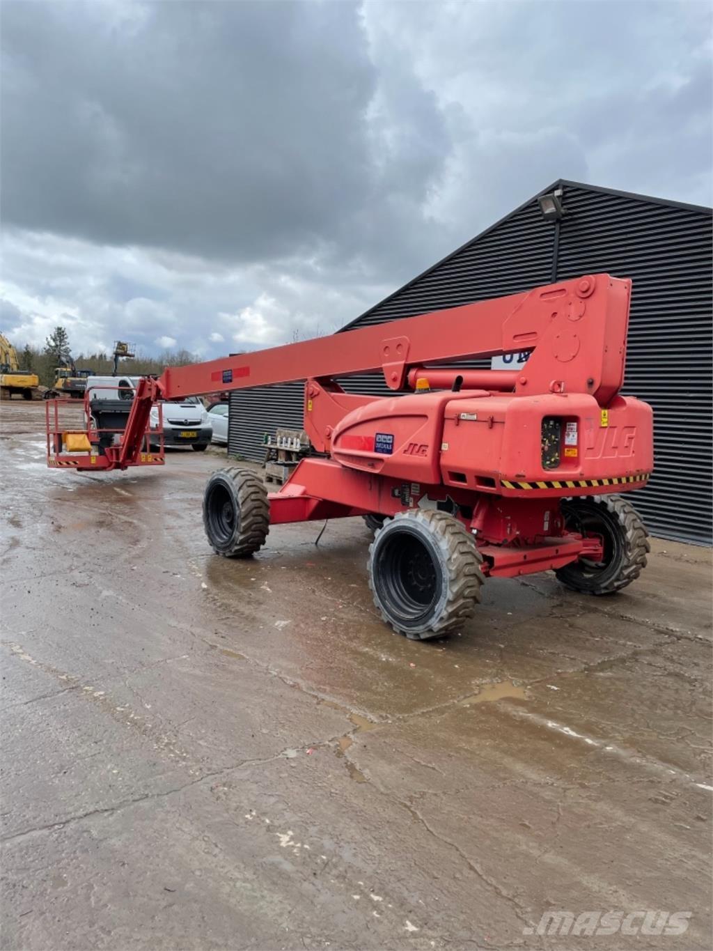 JLG 600JP Plataformas con brazo de elevación manual