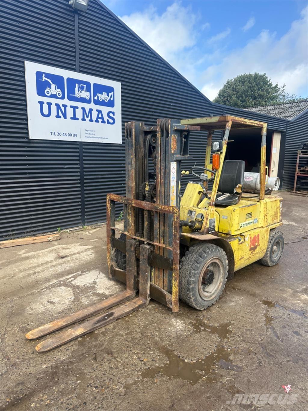 Mitsubishi FG30 Camiones LPG