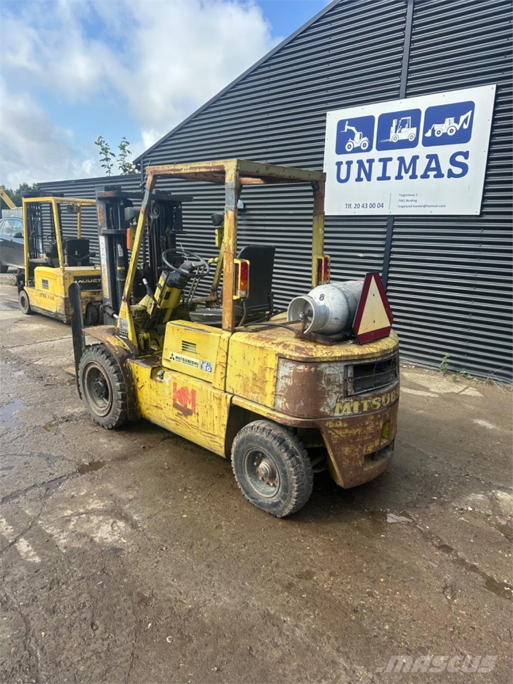 Mitsubishi FG30 Camiones LPG