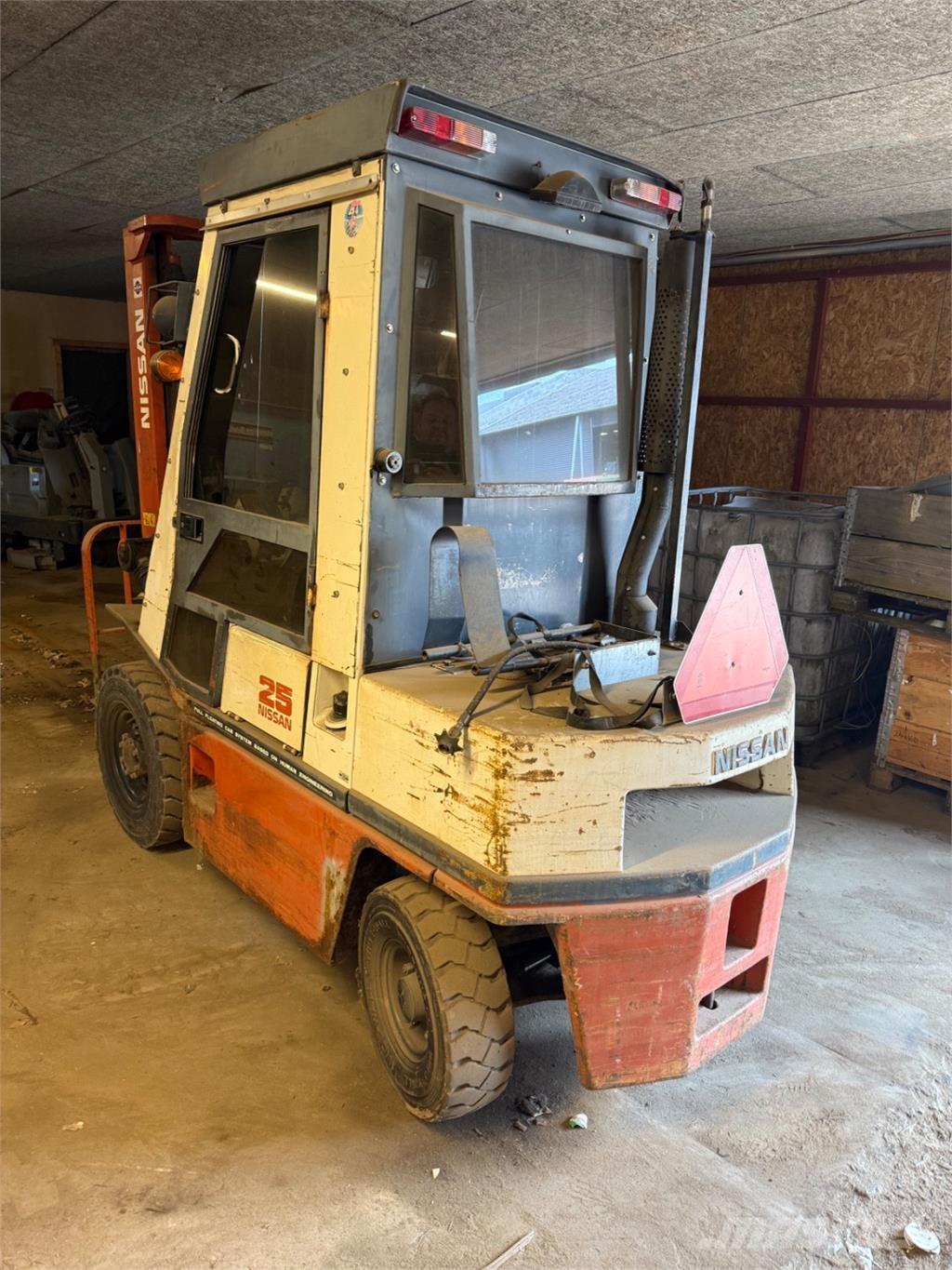 Nissan FG25 Camiones LPG