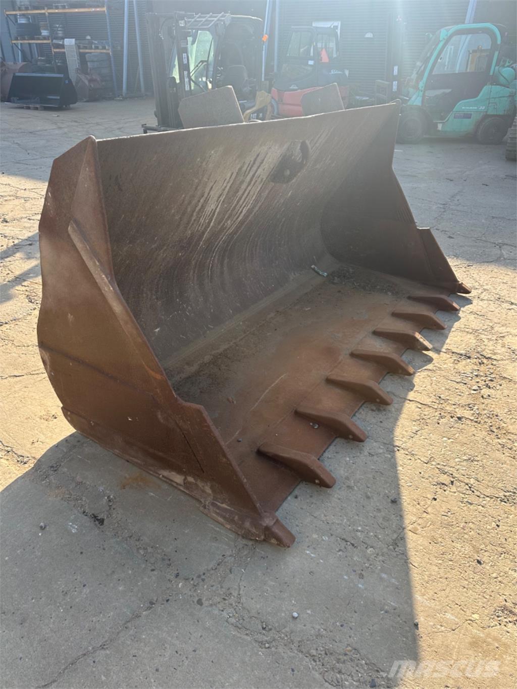 Volvo læsseskovl Cuchillas