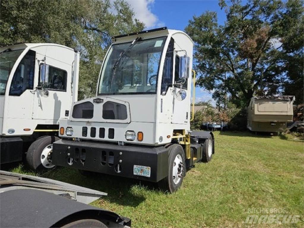 Autocar ACTT42 Tractocamiones para terminales