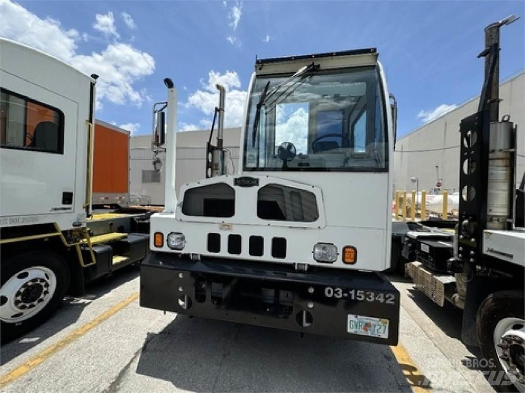 Autocar ACTT42 Tractocamiones para terminales