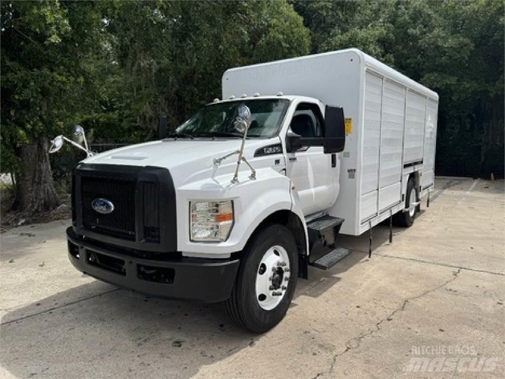 Ford F650 Camiones de reparto de bebidas