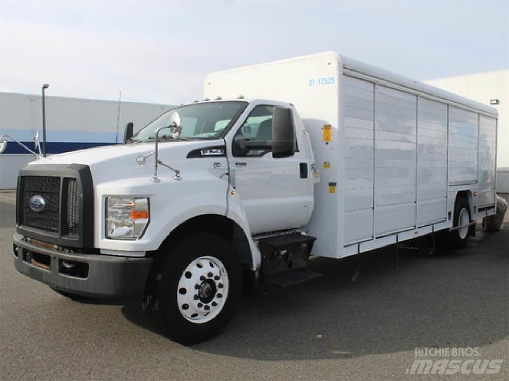 Ford F750 Camiones de reparto de bebidas