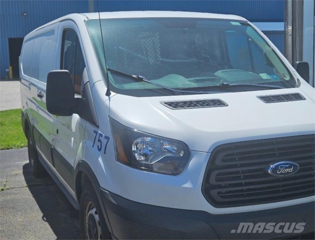 Ford Transit 150 Furgonetas cerradas