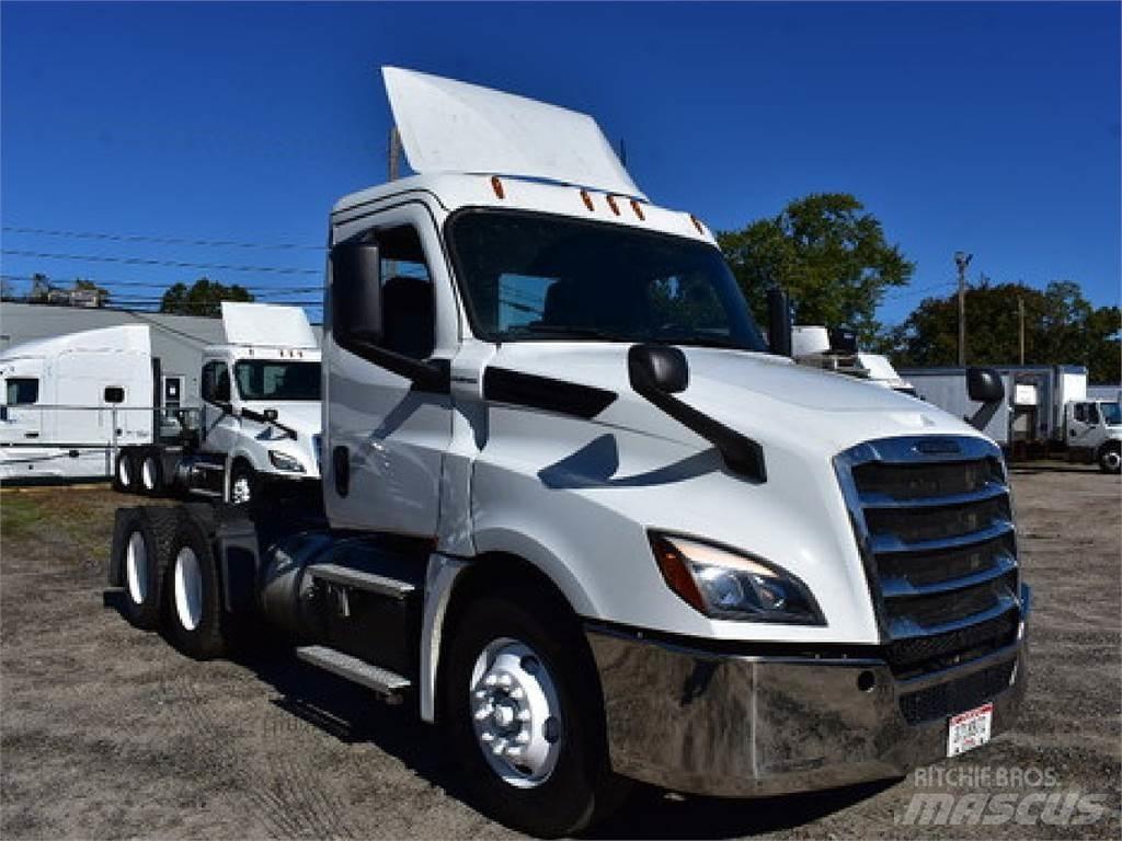 Freightliner CAS126 Camiones tractor