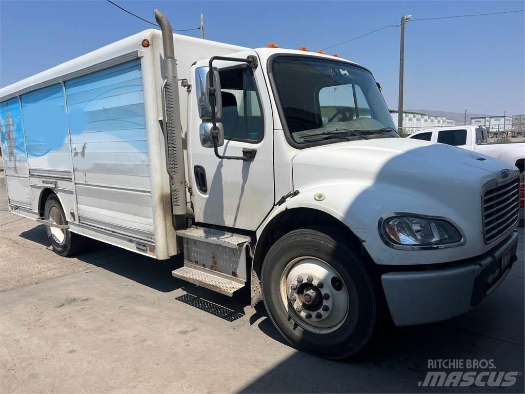 Freightliner M2 Camiones de reparto de bebidas