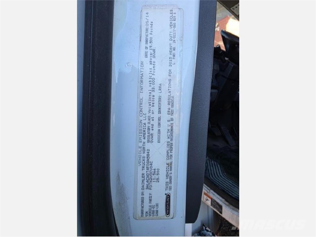 Freightliner M2 Camiones con caja de remolque