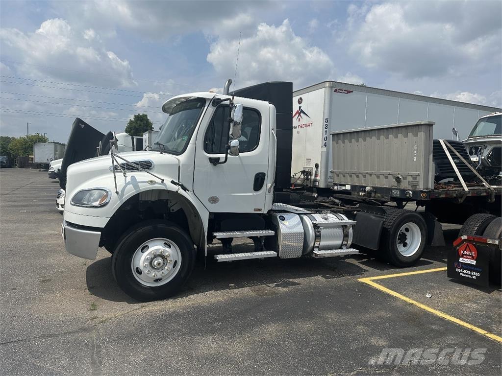 Freightliner M2 106 Camiones tractor