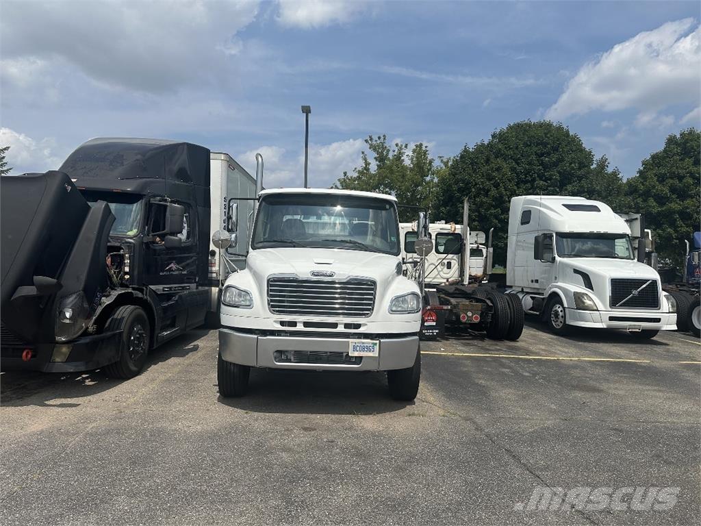 Freightliner M2 106 Camiones tractor