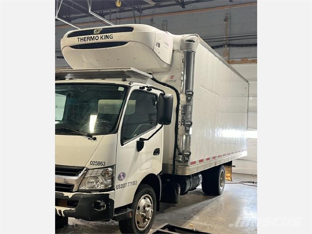 Hino 195 Camiones con temperatura controlada