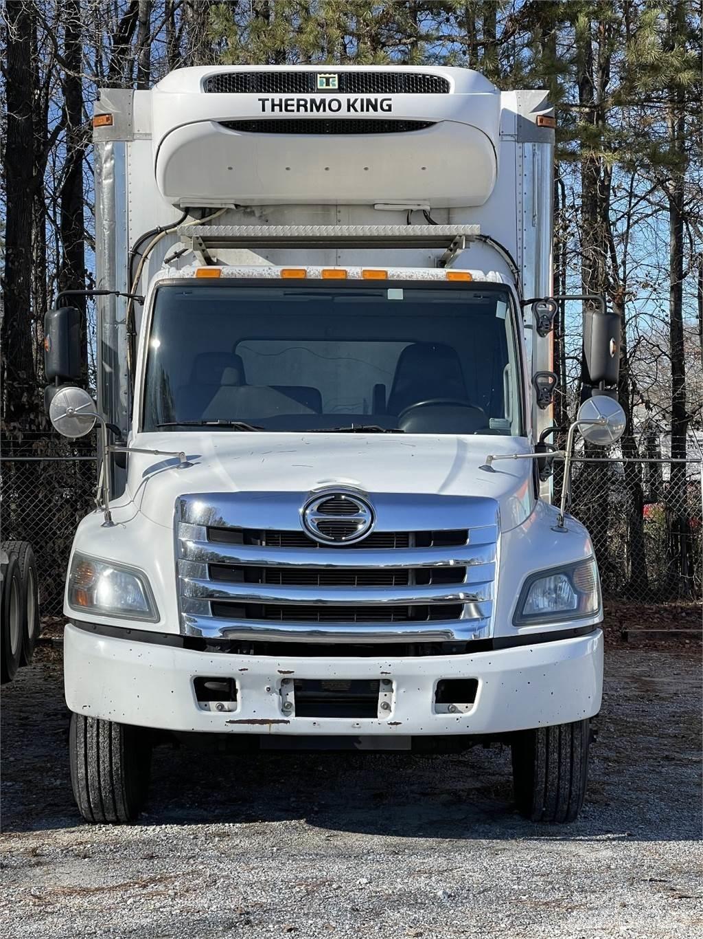 Hino 268 Camiones con temperatura controlada