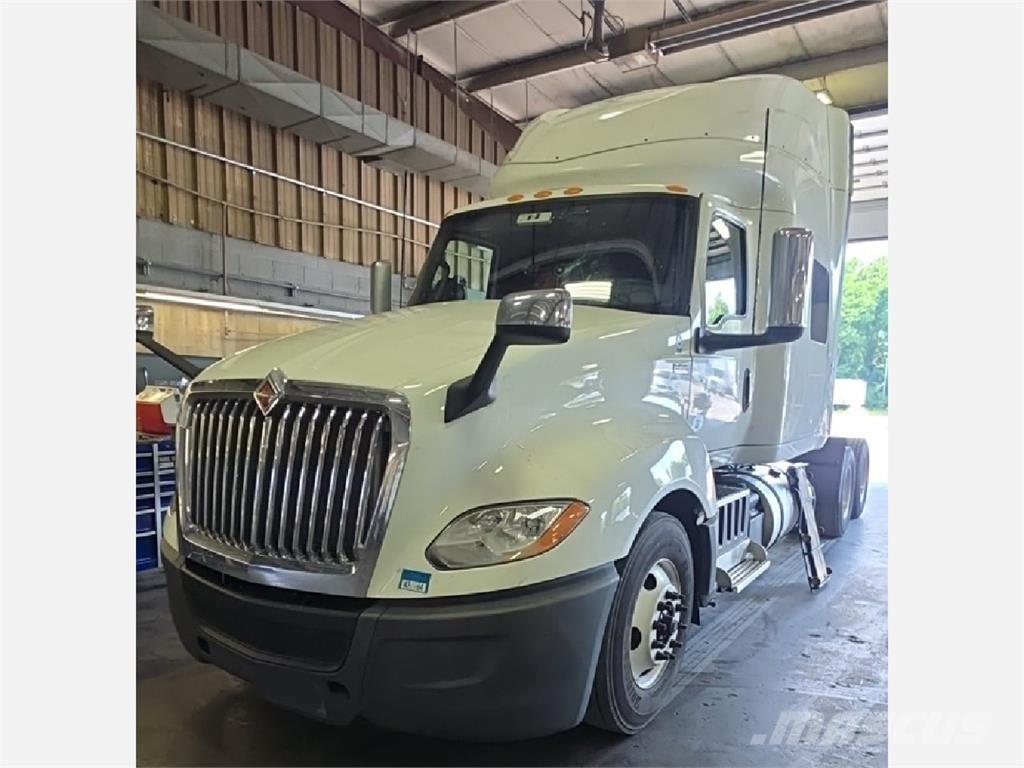 International LT Camiones tractor