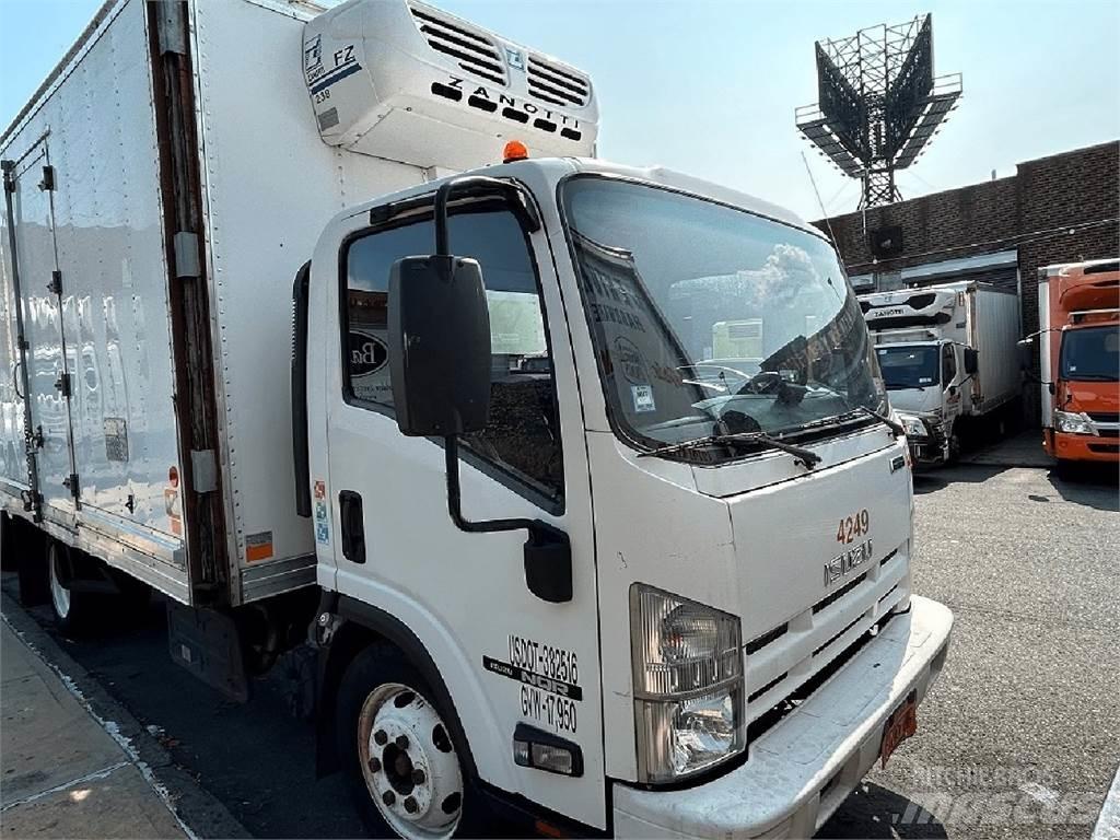 Isuzu NQR Camiones con temperatura controlada