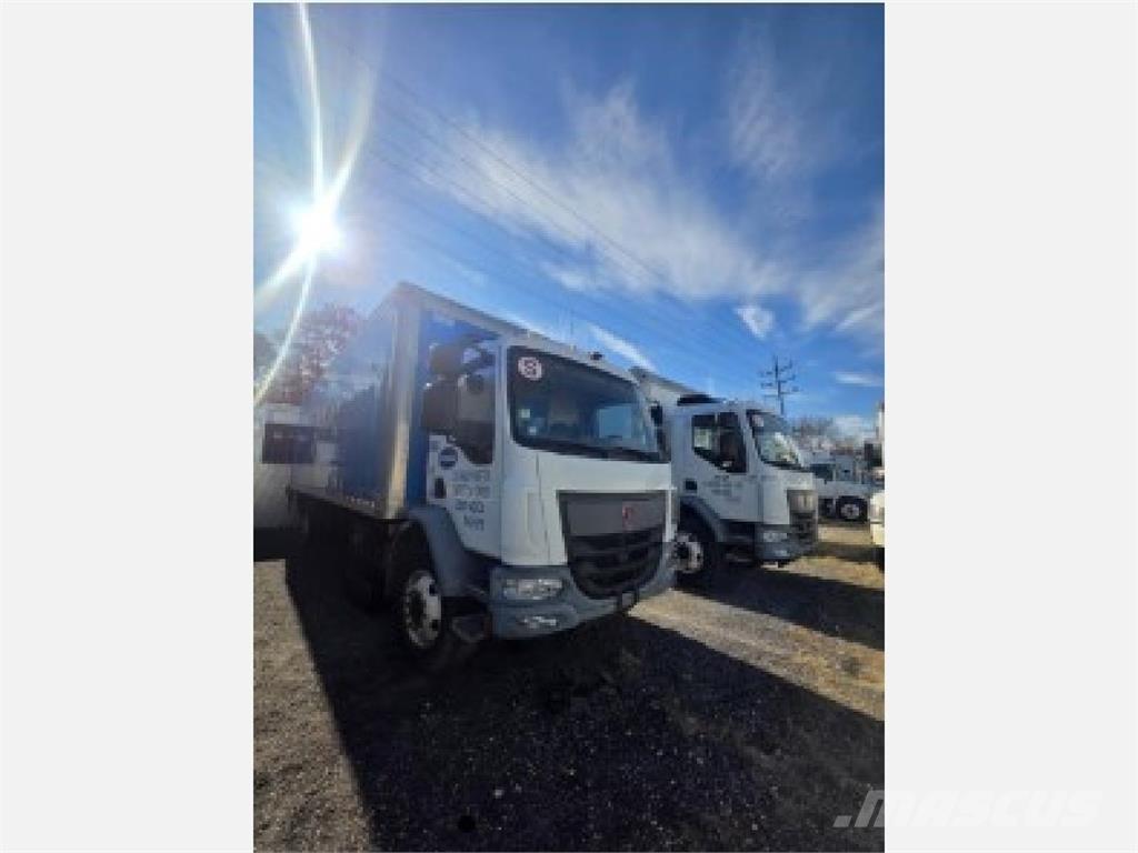 Kenworth K370 Camiones con caja de remolque